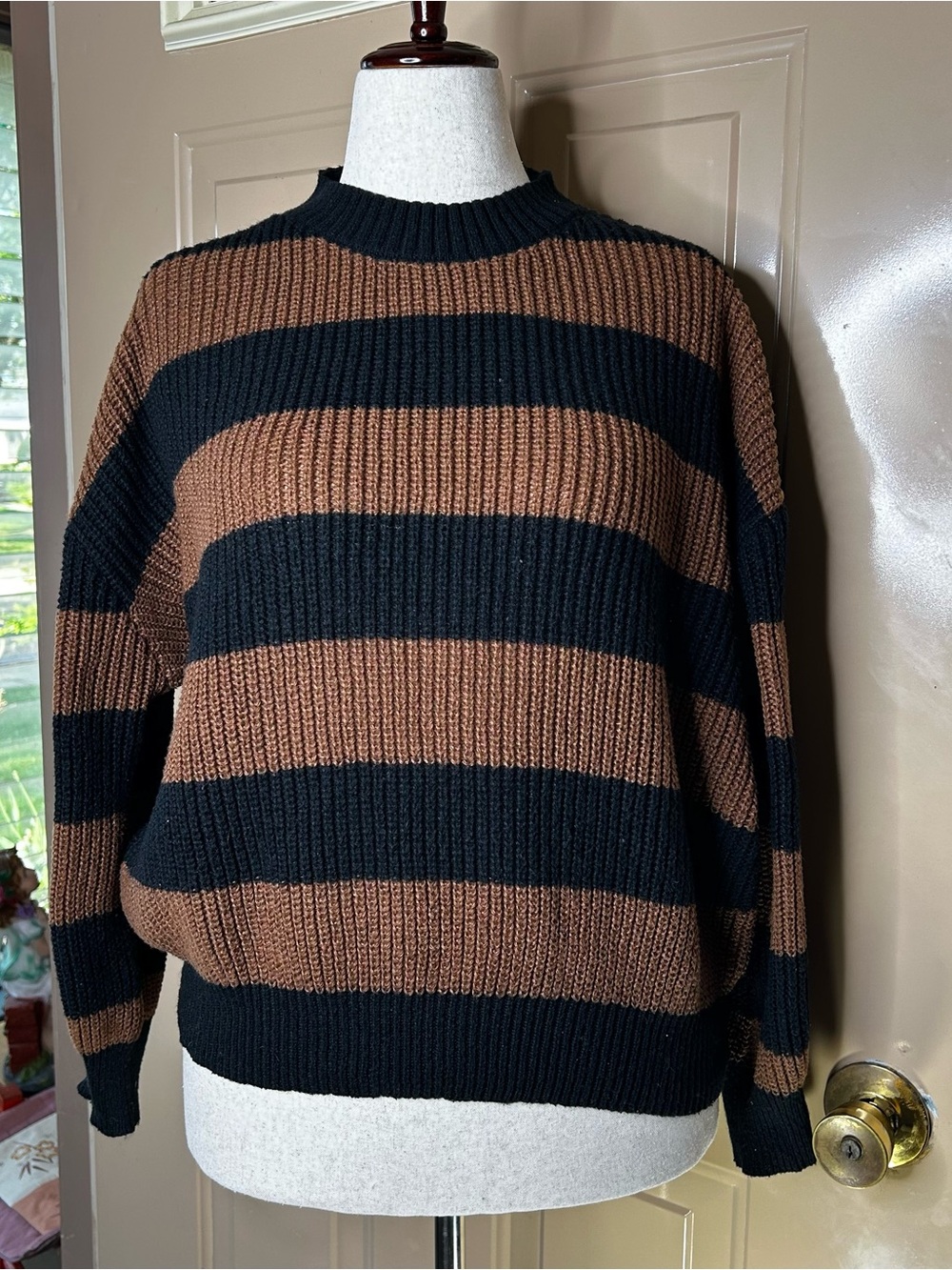 Dazy Black and Brown Oversized Striped Ribbed Knit Pullover Sweater Size M